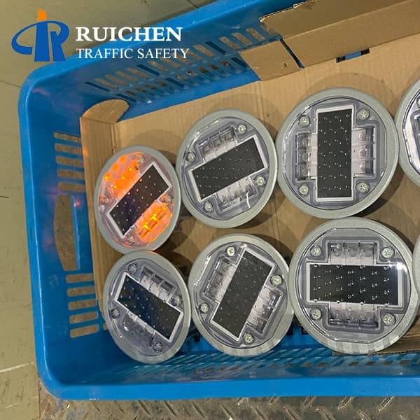 <h3>Road Stud Lights Manufacturer In Korea-RUICHEN Solar Stud </h3>
